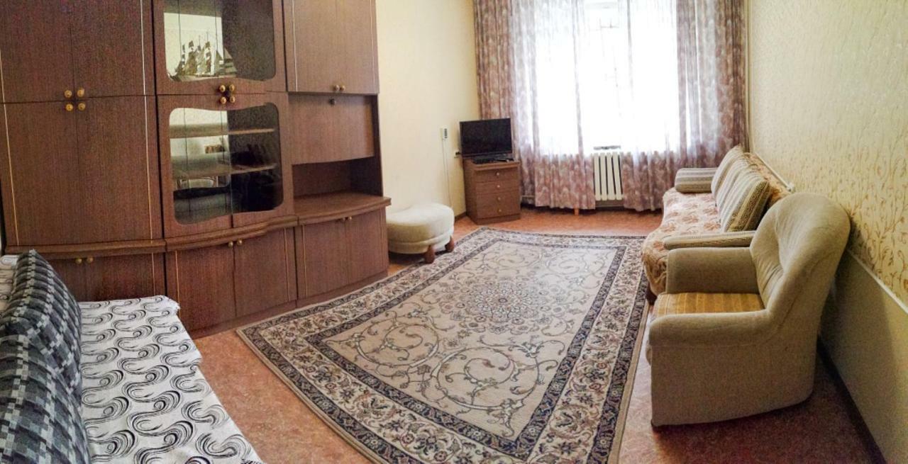 Апартаменты на улице Розыбакиева, 275-2 Алма Ата Екстериор снимка